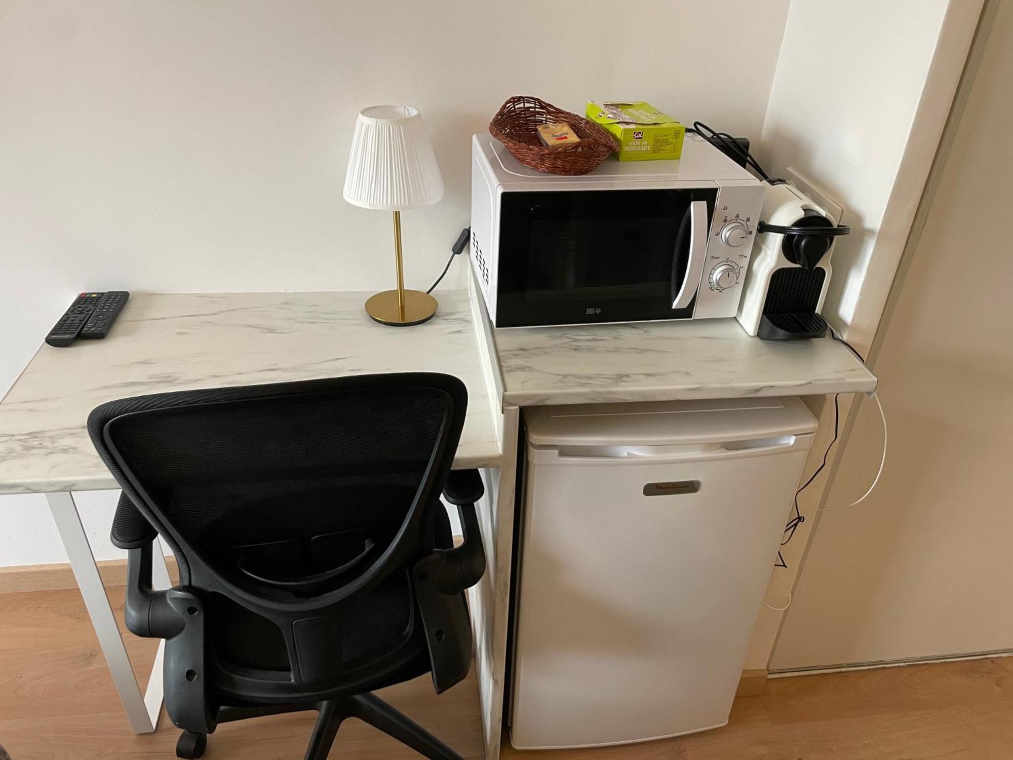 Exclusive Private Apartment By Warilco - Pleyel 25 M2 - A 1 Minute De La Station Metro Carrefour Pleyel サン＝ドニ エクステリア 写真
