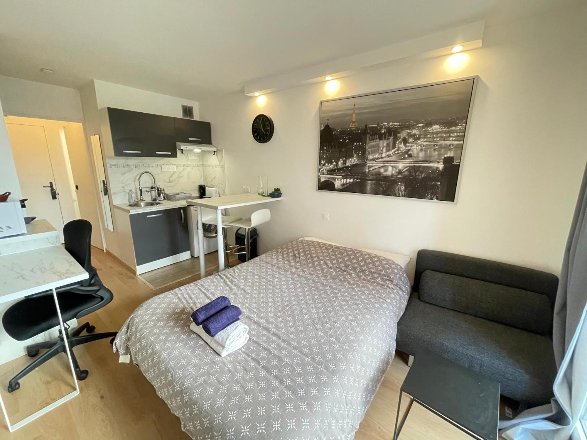 Exclusive Private Apartment By Warilco - Pleyel 25 M2 - A 1 Minute De La Station Metro Carrefour Pleyel サン＝ドニ エクステリア 写真